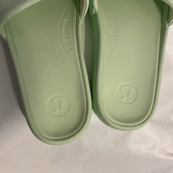 Lululemon Restfeel Slide Kohlrabi Green - Picture 7 of 15